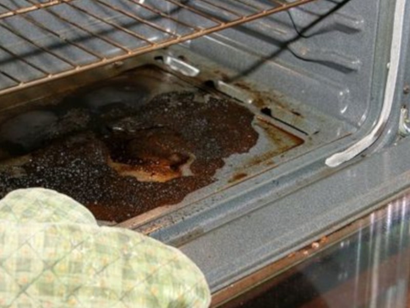 Backofen reinigen