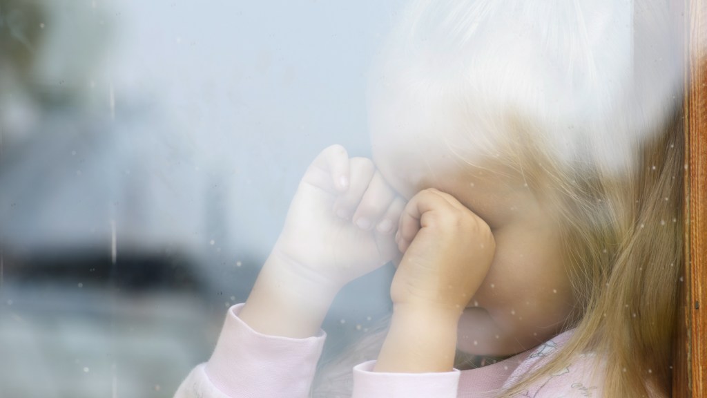 7 Anzeichen für emotionale Vernachlässigung.