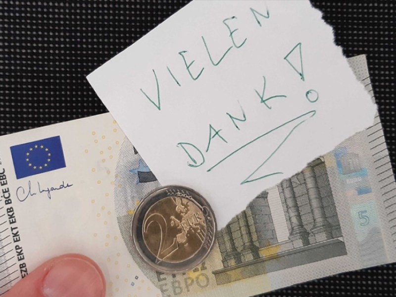 Trinkgeld geben: Diese 5 Berufe werden oft vergessen.