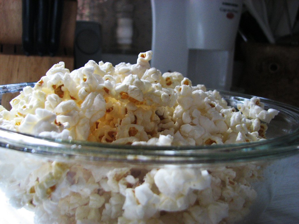 Homemade microwave popcorn