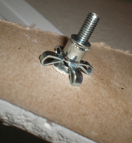 Molly bolt / Drywall anchor