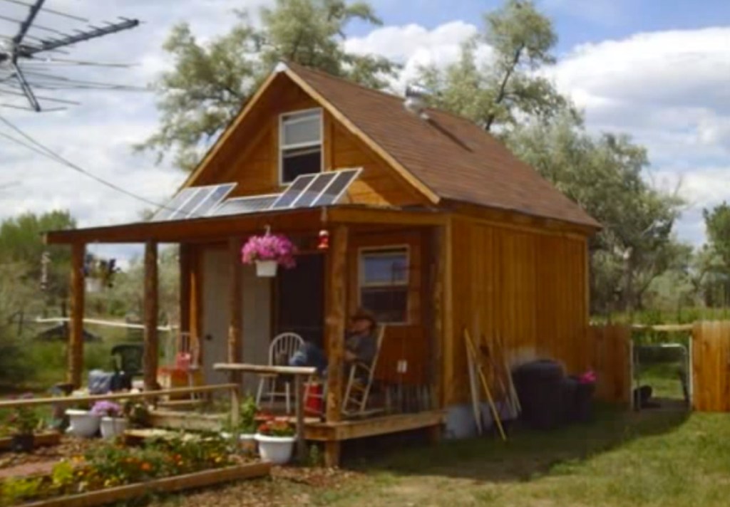 Tiny House aus Holz.