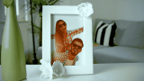 Geschenke zum Muttertag, Bilderrahmen mit weißen Blumen