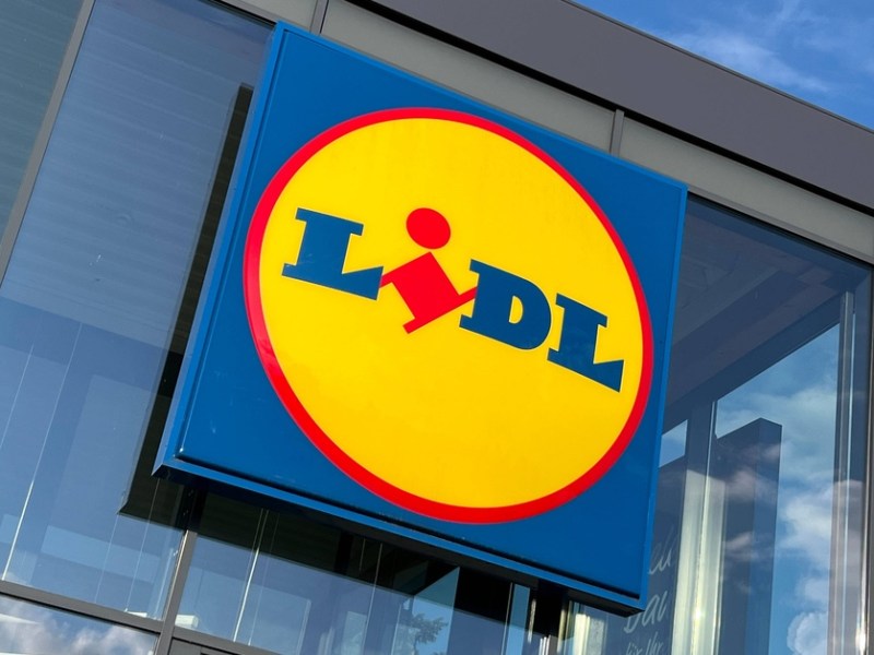 Schild einer Lidl-Filiale.