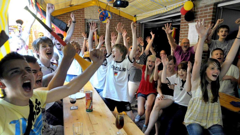 Heimkino oder Public Viewing