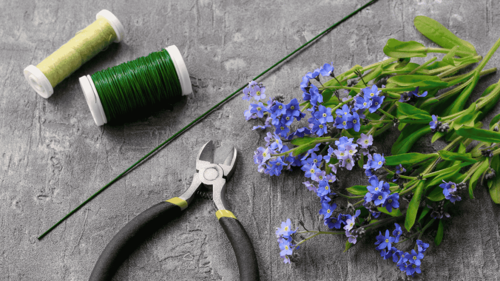 Blumenkranz in Herzform aus Vergissmeinnicht in Muttertag