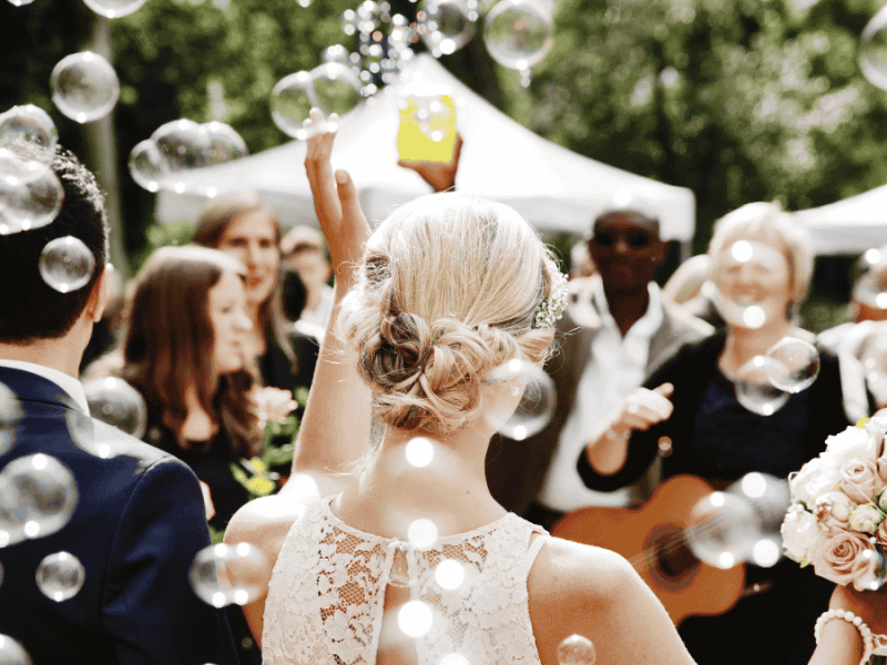 Hochzeit: Günstig heiraten, aber nicht billig! So klappt’s mit Stil